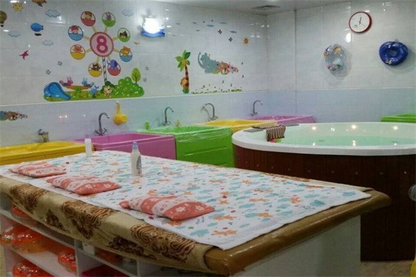 妈宝忧婴幼儿游泳